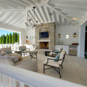 Custom-Home-Lake-Geneva-Studer-Covered-patio2