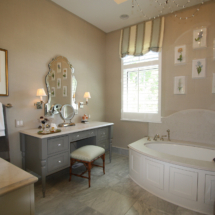 galmorous-bathroom-custom-home