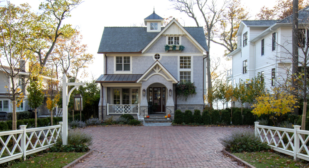 Exterior of a custom lakefront Home in Williams BAy