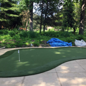 Home putting Green